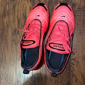 Airmax 720 Red Black